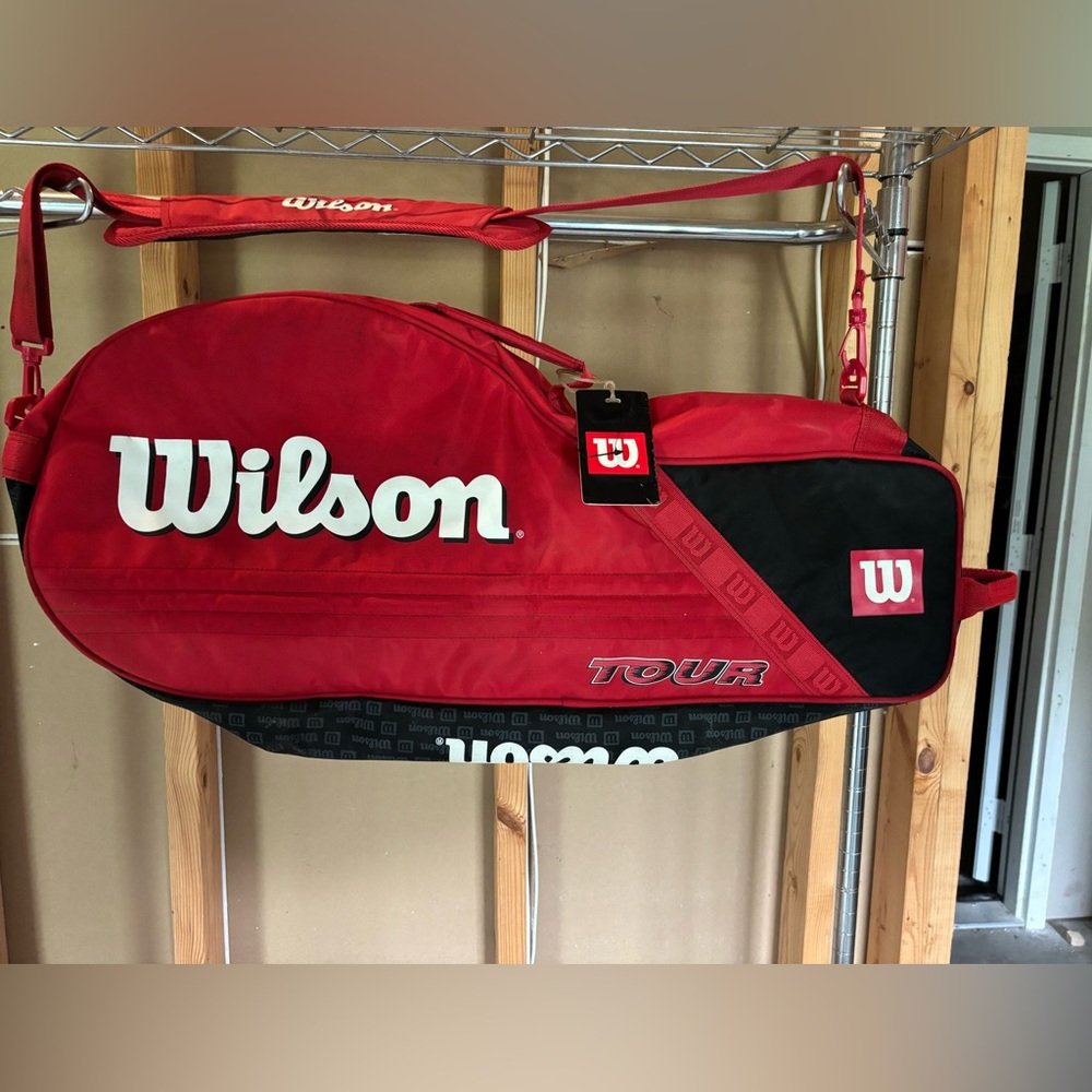 Wilson Tour Pack Tennis Racket Bag Three Compartment W/ Shoulder Strap Red Black